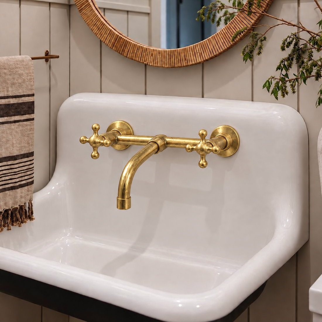 Alamo Wall Bathroom Faucet – Unlacquered Brass
