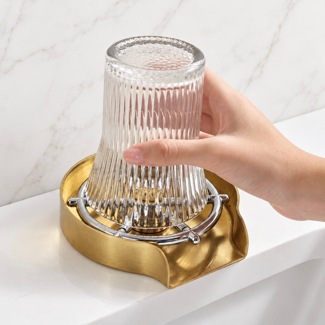 Bonde de lavabo en laiton à ouverture par pression - Pour trou de lavabo standard de 4 cm (1,6 po)