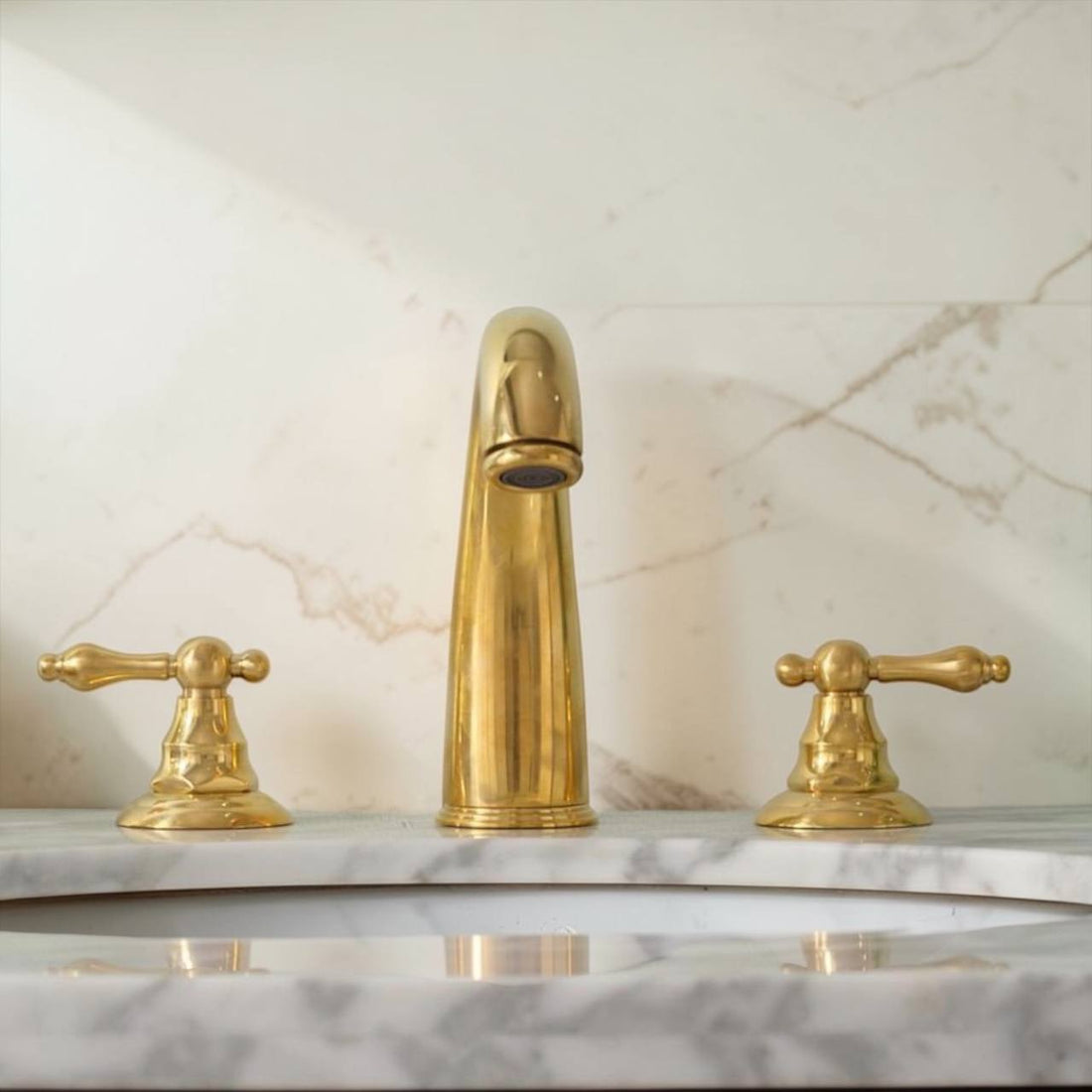 Indiana Widespread Bathroom Faucet with Lever Handles – Unlacquered Brass