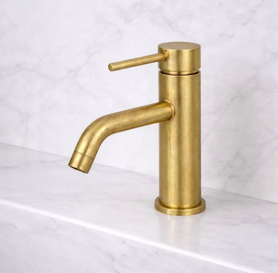 Novato Unlacquered Brass Single-Hole Vessel Sink Faucet
