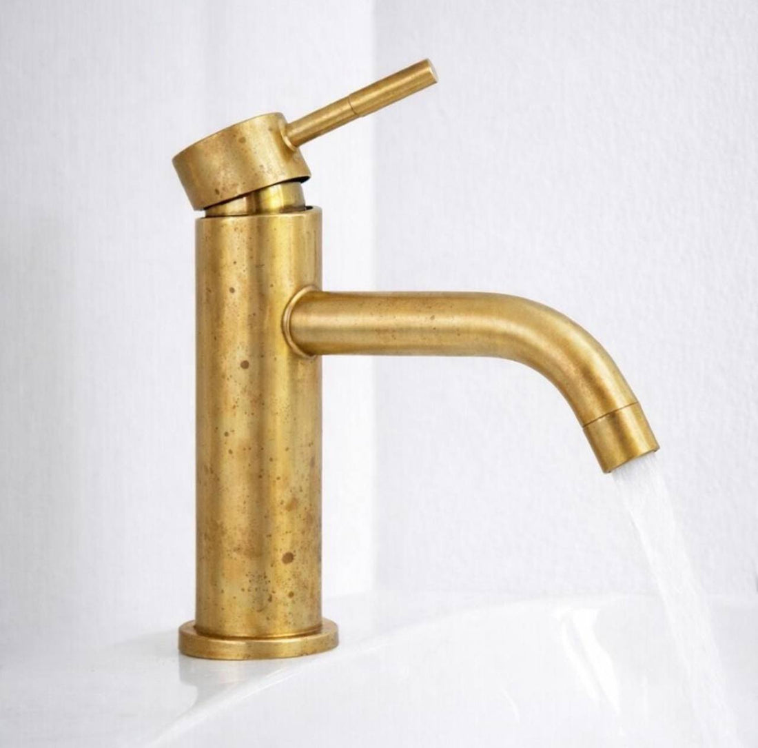 Novato Unlacquered Brass Single-Hole Vessel Sink Faucet