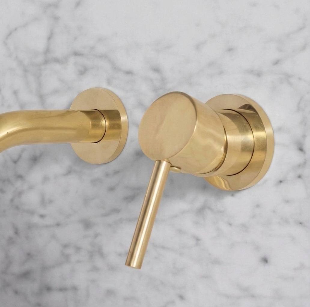 Oslo Unlacquered Brass Single-Handle Wall-Mount Bathroom Faucet