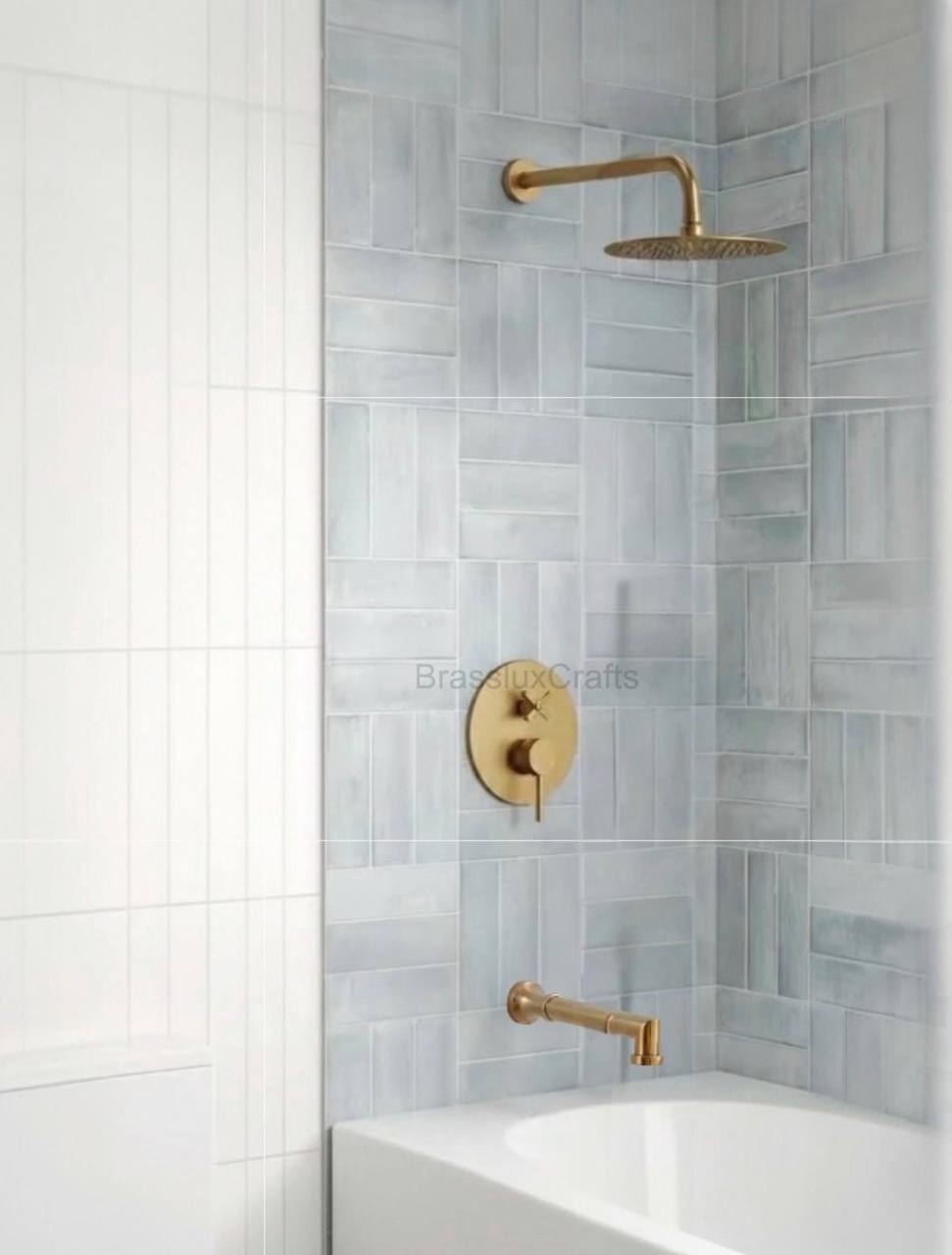 BANO Unlacquered Brass Tub & Shower System with Valve