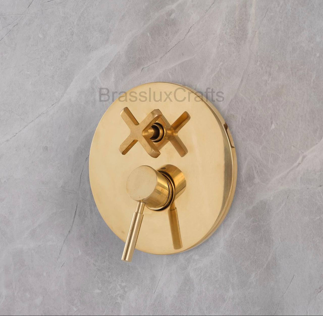 BANO Unlacquered Brass Tub & Shower System with Valve