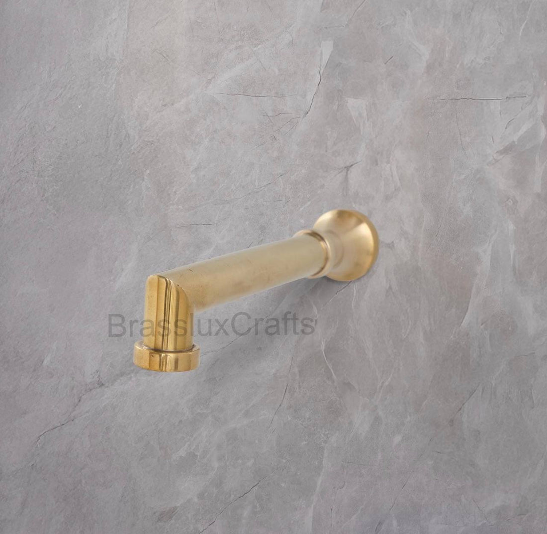 BANO Unlacquered Brass Tub & Shower System with Valve