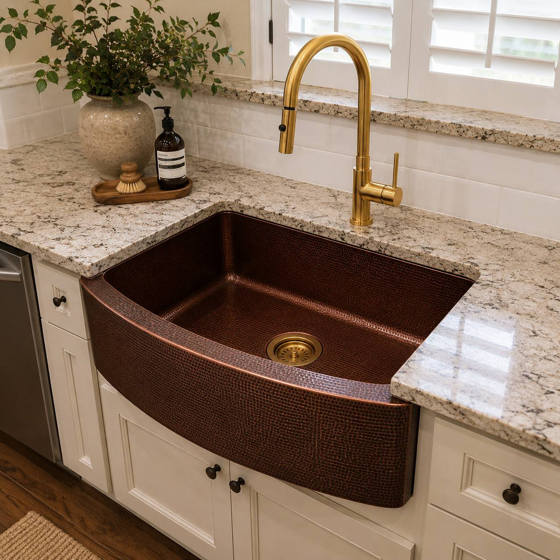 Curved Farmhouse Hand-Hammered Copper Kitchen Sink